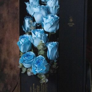 11 premium blue roses in luxury box