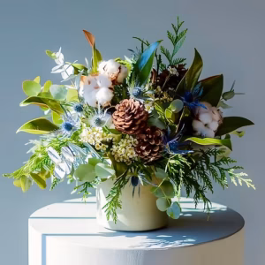 Frosted Pine｜Pinecones & Greens Mixed Table Arrangement
