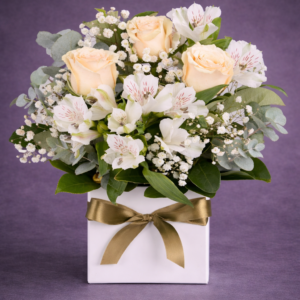 Elegant Floral Bouquet in Gift Box Signature –